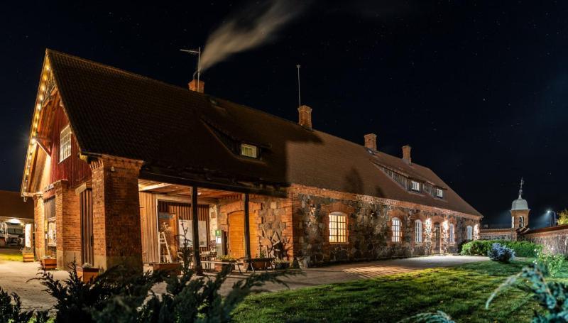 Mooste Moisa Linakoja Kuelalistemaja Hotel Екстериор снимка